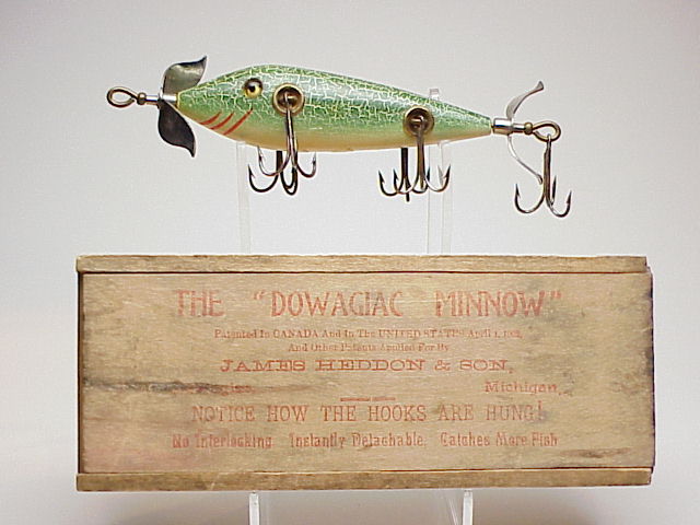 Heddon White Down Bass Box Minnow - Fin & Flame