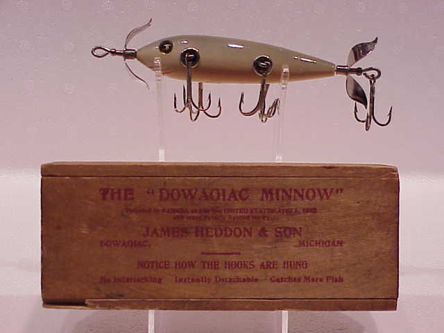 Heddon Dowagiac Centennial Edition 4 3/4 Wood Vamp fishing lure, box and  manual all in near mint condition - AAA Auction and Realty