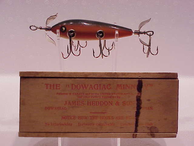 Heddon antique lures and boxes: 10