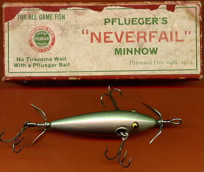 Scarce Early Pflueger Globe Lure with Neverfail Hardware made in